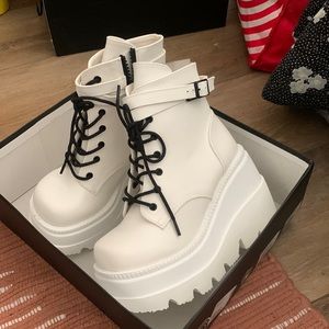 DEMONIA SHAKER BOOT BRAND NEW